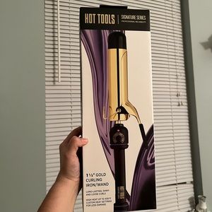 HOT TOOLS Pro Signature Gold Curling Iron, 1-1/2 inch